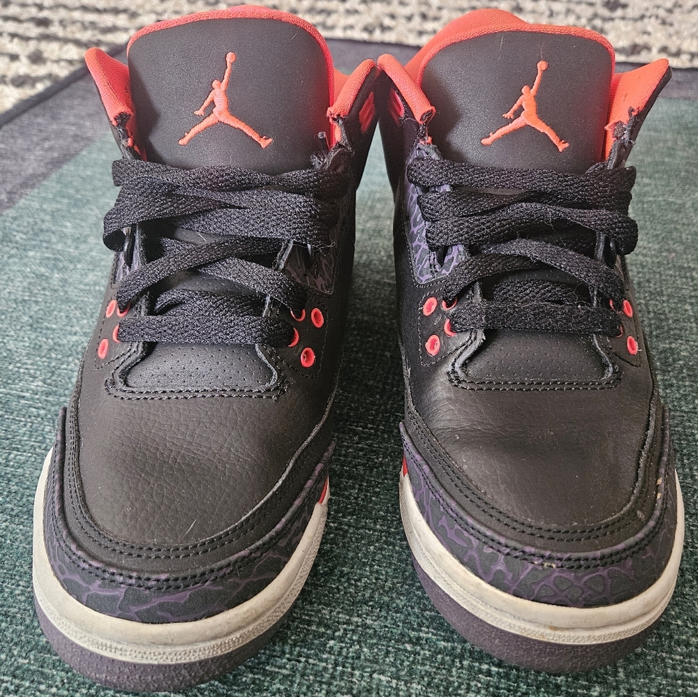 Nike Air Jordan 3 Retro (GS) Black/ bright crimson/ purple-pr nior 398614 005